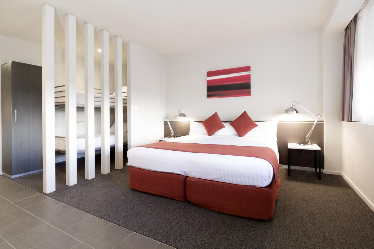Abode Woden Aparthotel Canberra Exterior photo