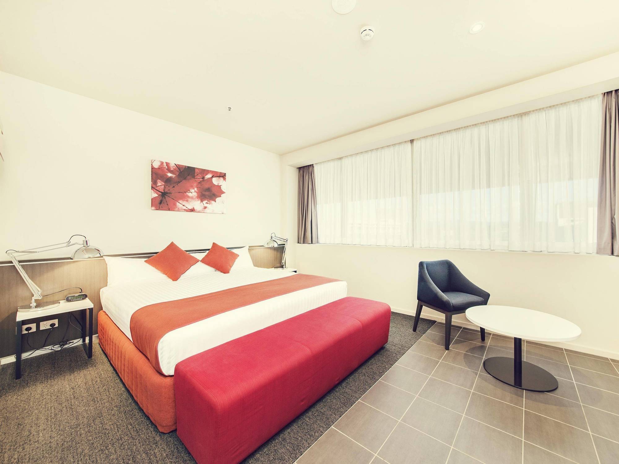 Abode Woden Aparthotel Canberra Exterior photo